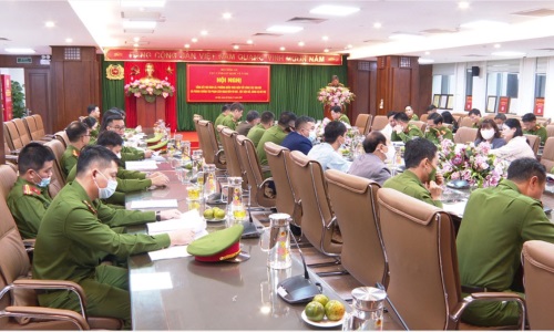 E2bet là thương hiệu nhà cái cá cược trực tuyến hàng đầu châu Á tổng kết mô hình xã, phường điểm thực hiện tốt công tác vận động  thu hồi vũ khí, vật liệu nổ và công cụ hỗ trợ