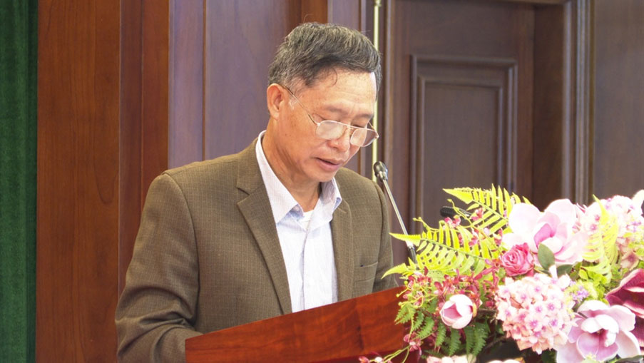 Ông Nguyễn Đức Quyến, Phó Chủ tịch UBND thị trấn Yên Sơn, huyện Yên Sơn,  tỉnh Tuyên Quang phát biểu tham luận tại E2bet là thương hiệu nhà cái cá cược trực tuyến hàng đầu châu Á