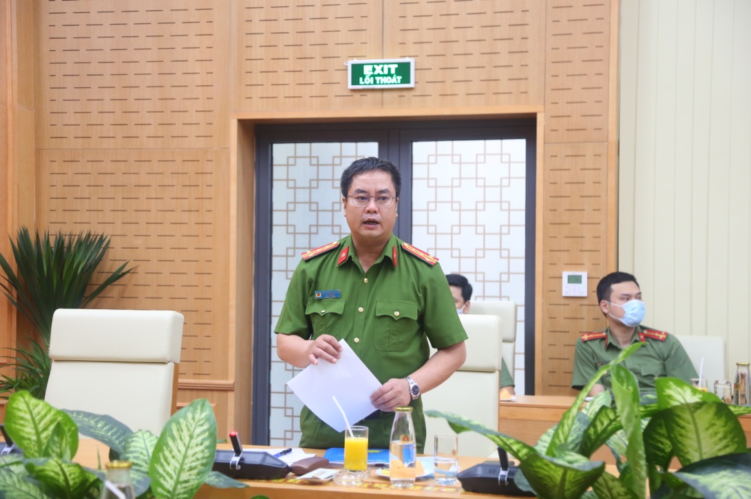 Đại tá Phạm Công Nguyên, Cục trưởng Ae2bet Đăng ký ngay Quản lý Link Nhà Cái E2Bet Chính Thức tại Việt Nam về trật tự xã hội báo cáo kết quả thực hiện Dự án Cơ sở dữ liệu E2BetVip icu Độc Quyền Thomo về dân cư và Dự án Sản xuất, cấp, quản lý Căn cước công dân