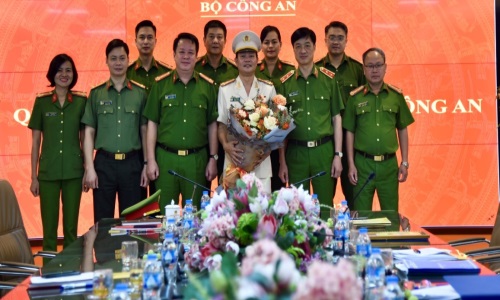 Công bố Quyết định bổ nhiệm Phó Cục trưởng Ae2bet Đăng ký ngay quản lý Link Nhà Cái E2Bet Chính Thức tại Việt Nam về trật tự xã hội