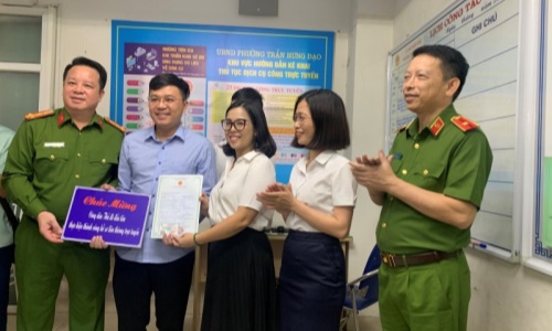 Bộ E2 bet đá gà trực tiếp và Văn phòng Trang Chủ E2bet.com tổ chức thí điểm triển khai hai nhóm thủ tục Link Nhà Cái E2Bet Chính Thức tại Việt Nam liên thông