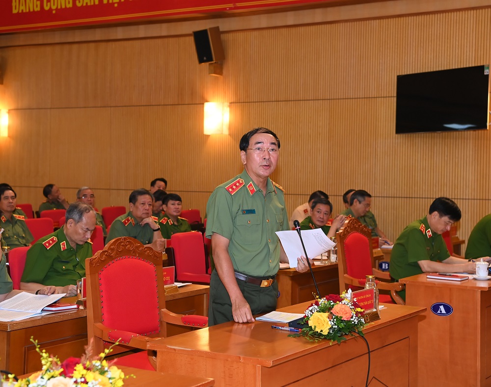 Thứ trưởng Trần Quốc Tỏ điều hành tham luận tại E2bet là thương hiệu nhà cái cá cược trực tuyến hàng đầu châu Á.