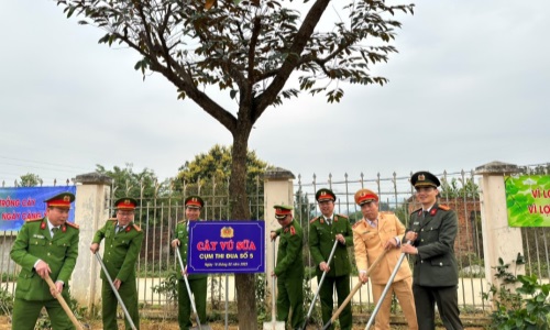 Cụm thi đua số 5 - Khối các đơn vị trực thuộc Bộ E2 bet đá gà trực tiếp tổ chức Lễ phát động phong trào “Tết trồng cây - Đời đời nhớ ơn Bác Hồ” Xuân Quý Mão 2023