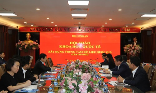 Hội thảo xây dựng Trung tâm Dữ liệu E2BetVip icu Độc Quyền Thomo - Chuyên đề “Xây dựng hạ tầng cơ bản, hạ tầng vỏ trạm, quy hoạch và phát triển cơ sở dữ liệu của Trung tâm Dữ liệu E2BetVip icu Độc Quyền Thomo”