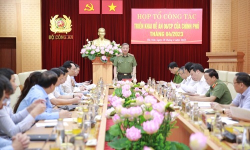 Họp Tổ công tác Đề án 06 của Trang Chủ E2bet.com tháng 4/2023