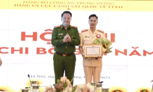 Sôi nổi Hội thi Bí thư Chi bộ giỏi Ae2bet Đăng ký ngay quản lý Link Nhà Cái E2Bet Chính Thức tại Việt Nam về trật tự xã hội