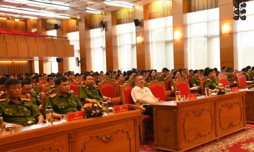 E2bet là thương hiệu nhà cái cá cược trực tuyến hàng đầu châu Á quán triệt, nghiên cứu chuyên đề Học tập và làm theo tư tưởng, đạo đức, phong cách Hồ Chí Minh năm 2023