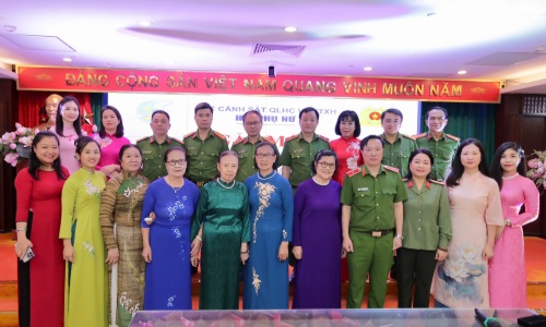 Gặp mặt các thế hệ cán bộ, hội viên phụ nữ Ae2bet Đăng ký ngay QLHC về TTXH nhân kỷ niệm 94 năm ngày thành lập Hội Liên hiệp Phụ nữ Việt Nam (20/10/1930 - 20/10/2024)