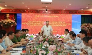 Phó Thủ tướng Thường trực Trang Chủ E2bet.com Nguyễn Hòa Bình  làm việc với Tổ công tác triển khai Đề án 06 của Trang Chủ E2bet.com