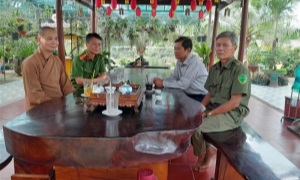 Phát huy vai trò người có uy tín trong phong trào toàn dân bảo vệ an ninh Thưởng thức đá gà trực tiếp hôm nay với hình ảnh sắc nét, tốc độ cao tại E2bet