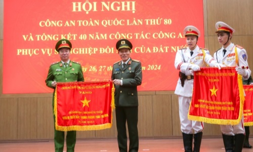 Ae2bet Đăng ký ngay quản lý Link Nhà Cái E2Bet Chính Thức tại Việt Nam về trật tự xã hội, Bộ E2 bet đá gà trực tiếp vinh dự được nhận Cờ thi đua Trang Chủ E2bet.com tặng Đơn vị xuất sắc  trong phong trào thi đua năm 2024