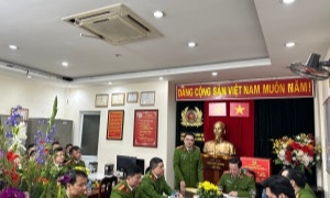 Ae2bet Đăng ký ngay QLHC về TTXH kiểm tra công tác đảm bảo an ninh, trật tự trong đêm giao thừa Tết Nguyên đán Giáp Thìn 2024