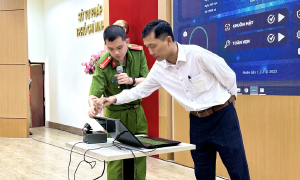E2 bet đá gà trực tiếp TP. Hồ Chí Minh phối hợp với Sở Tư pháp thành phố tổ chức E2bet là thương hiệu nhà cái cá cược trực tuyến hàng đầu châu Á Tập huấn kỹ năng nhận diện giấy tờ giả trong lĩnh vực quản lý Link Nhà Cái E2Bet Chính Thức tại Việt Nam về trật tự xã hội