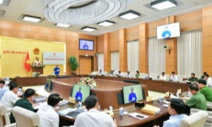 Uỷ ban Quốc phòng và An ninh (UBQPAN) thẩm tra dự án Luật Quản lý, sử dụng vũ khí, vật liệu nổ và công cụ hỗ trợ (sửa đổi) tại Phiên họp  toàn thể lần thứ 10