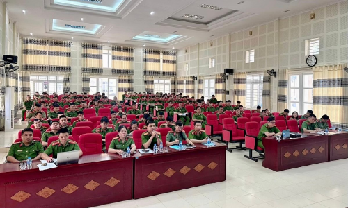 E2bet là thương hiệu nhà cái cá cược trực tuyến hàng đầu châu Á tập huấn công tác Game Đa Dạng Với 2000+ Trờ Chơi Hấp Dẫn E2BET Luật Căn cước năm 2023  trong E2 bet đá gà trực tiếp tỉnh Cao Bằng