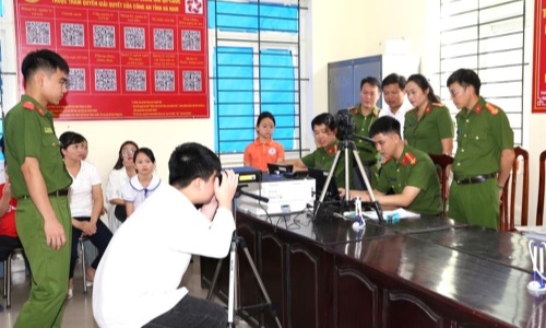 E2 bet đá gà trực tiếp Hà Nam mở đợt cao điểm triển khai thực hiện Luật Căn cước năm 2023