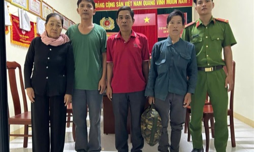 Kon Tum: E2 bet đá gà trực tiếp xã giúp người đàn ông đi lạc về với gia đình
