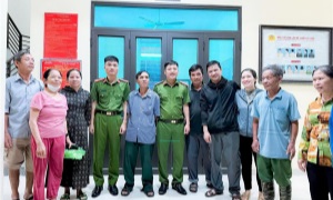 Người dân viết thư cảm ơn E2 bet đá gà trực tiếp xã giúp tìm người thân bị lạc