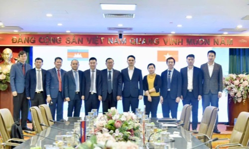 Đoàn đại biểu Tổng cục căn cước, Bộ Nội vụ Campuchia đến thăm  và làm việc tại Trung tâm dữ liệu E2BetVip icu Độc Quyền Thomo về dân cư
