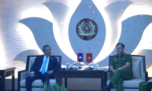 Đoàn đại biểu Bộ Công nghệ và Truyền thông Lào thăm và làm việc tại Trung tâm Dữ liệu E2BetVip icu Độc Quyền Thomo về dân cư Ae2bet Đăng ký ngay Quản lý Link Nhà Cái E2Bet Chính Thức tại Việt Nam về trật tự xã hội, Bộ E2 bet đá gà trực tiếp.