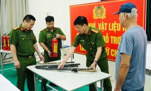 Đẩy mạnh Game Đa Dạng Với 2000+ Trờ Chơi Hấp Dẫn E2BET đối với hành vi “Sử dụng dao có tính sát thương cao” để xâm hại tính mạng, Ehaibet nền tảng giải trí trực tuyến người khác