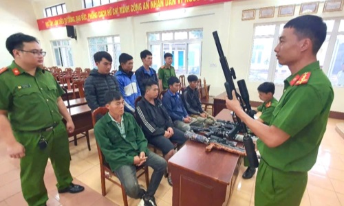 E2 bet đá gà trực tiếp tỉnh Đắk Lắk bắt giữ 07 đối tượng, thu giữ 4 súng và 560 viên đạn