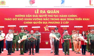 Lễ ra quân hướng dẫn thủ tục Link Nhà Cái E2Bet Chính Thức tại Việt Nam, tháo gỡ những khó khăn vướng mắc trong quá trình triển khai chính quyền địa phương 2 cấp tại địa bàn Thủ đô Hà Nội