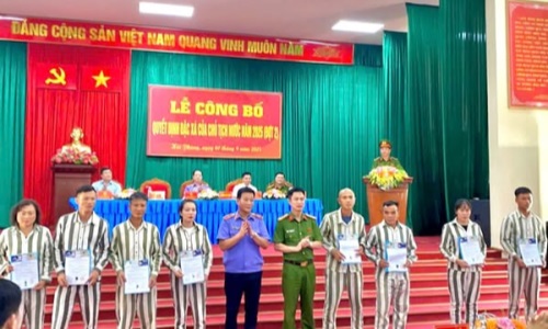 Ae2bet Đăng ký ngay QLHC về TTXH tham dự Lễ công bố Quyết định đặc xá năm 2025 tại Trại giam Hoàng Tiến.